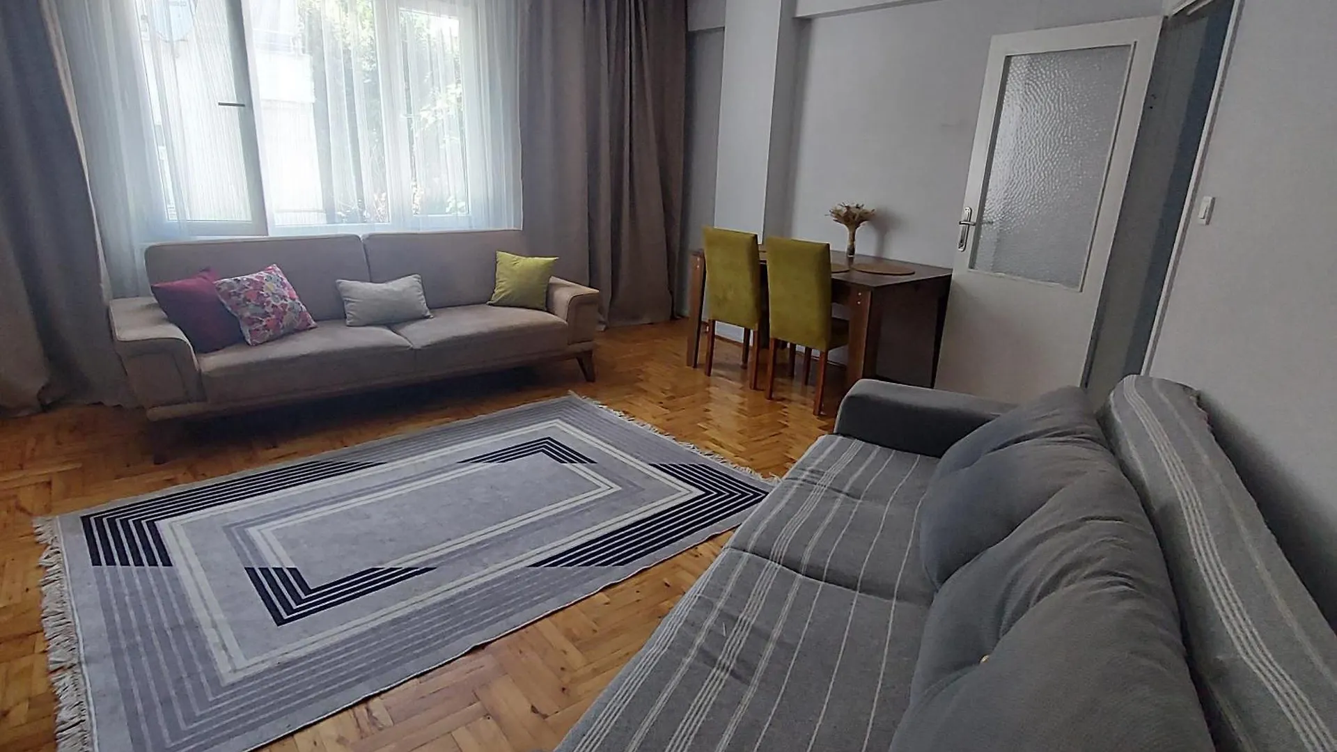 Просторные Апартаменты В Sisli Стамбул 3 Комнаты Daire İstanbul
